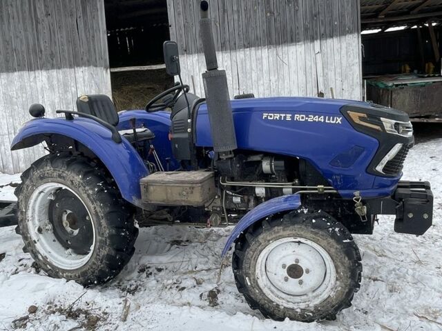 Синий Форте RD 244 LUX, объемом двигателя 1.5 л и пробегом 815 тыс. км за 4900 $, фото 1 на Automoto.ua