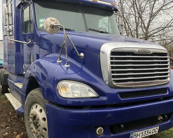 Синий Фредлайнер Колумбиа, объемом двигателя 12.7 л и пробегом 8 тыс. км за 6500 $, фото 1 на Automoto.ua