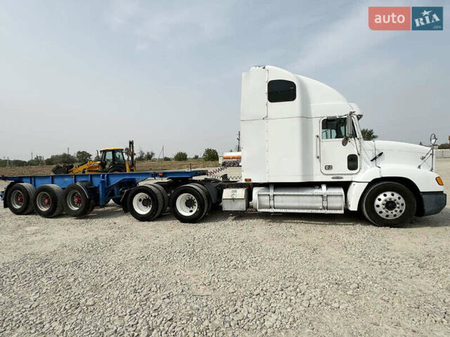 Білий Фредлайнер ФЛД, об'ємом двигуна 10.82 л та пробігом 990 тис. км за 6500 $, фото 1 на Automoto.ua