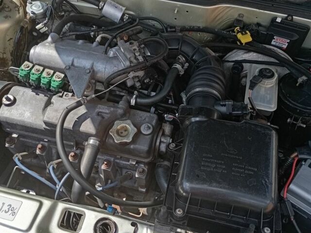 Бежевий ГАЗ 14, об'ємом двигуна 1.5 л та пробігом 183 тис. км за 2001 $, фото 1 на Automoto.ua