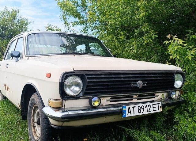 Белый ГАЗ 21, объемом двигателя 2.4 л и пробегом 50 тыс. км за 600 $, фото 1 на Automoto.ua