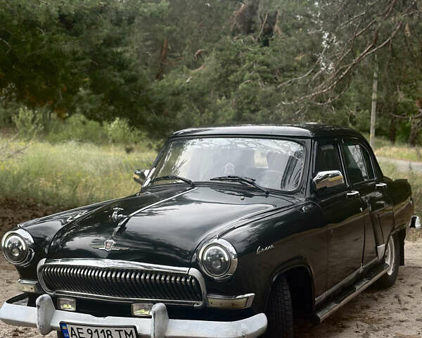 Зелений ГАЗ 21 Волга, об'ємом двигуна 2.45 л та пробігом 12 тис. км за 2200 $, фото 1 на Automoto.ua