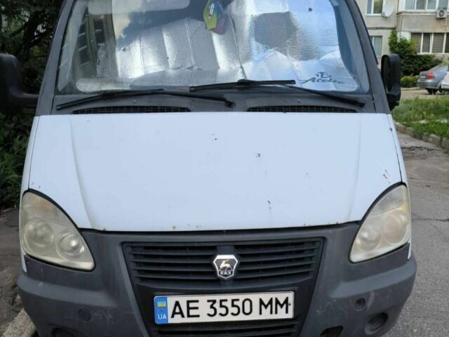 Белый ГАЗ 2217 Соболь, объемом двигателя 2.5 л и пробегом 200 тыс. км за 3026 $, фото 1 на Automoto.ua