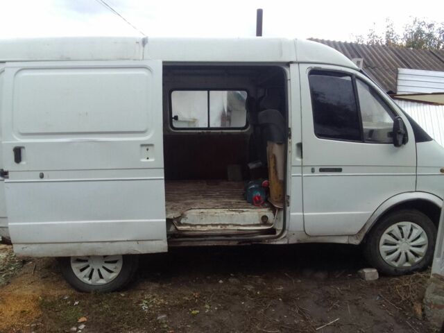 Білий ГАЗ 2217 Соболь, об'ємом двигуна 2.4 л та пробігом 400 тис. км за 900 $, фото 1 на Automoto.ua