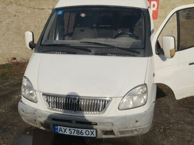 Белый ГАЗ 2217 Соболь, объемом двигателя 2.3 л и пробегом 280 тыс. км за 2050 $, фото 1 на Automoto.ua