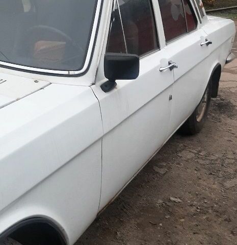 Белый ГАЗ 24-10 Волга, объемом двигателя 2.5 л и пробегом 100 тыс. км за 712 $, фото 1 на Automoto.ua