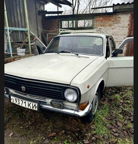 ГАЗ 24-10 Волга 1986 в Киеве на Automoto.ua Белый ГАЗ 24-10 Волга, объемом двигателя 2.5 л и пробегом 150 тыс. км за 678 $, фото 1 на Automoto.ua