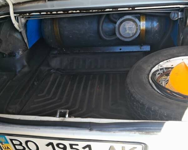 Білий ГАЗ 24-10 Волга, об'ємом двигуна 2.45 л та пробігом 123 тис. км за 1185 $, фото 1 на Automoto.ua