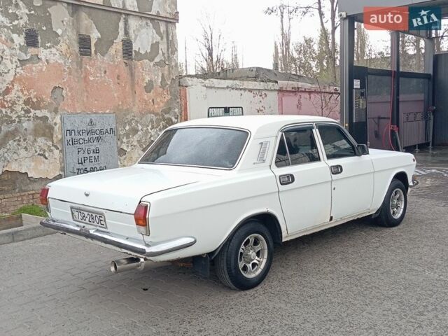 Белый ГАЗ 24-10 Волга, объемом двигателя 2.4 л и пробегом 100 тыс. км за 850 $, фото 1 на Automoto.ua