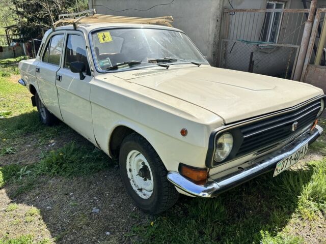 Белый ГАЗ 24-10 Волга, объемом двигателя 0 л и пробегом 300 тыс. км за 582 $, фото 1 на Automoto.ua