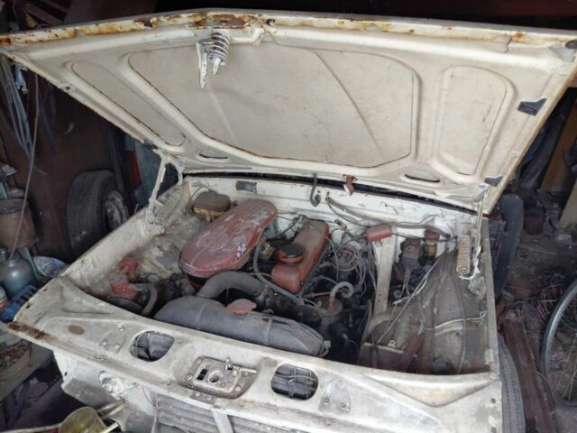 Белый ГАЗ 24, объемом двигателя 3 л и пробегом 200 тыс. км за 287 $, фото 1 на Automoto.ua