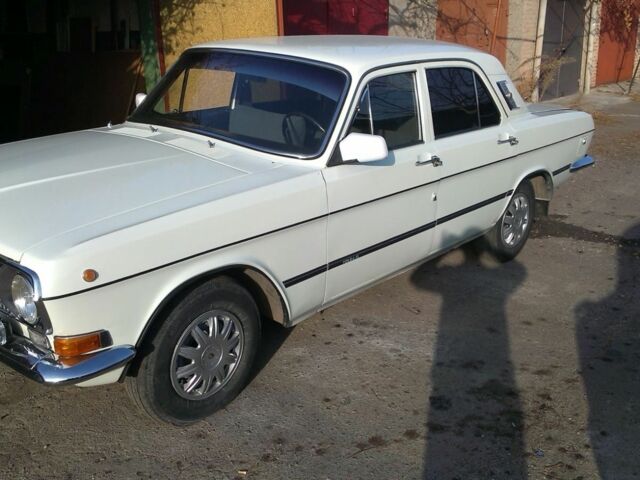 Білий ГАЗ 24, об'ємом двигуна 2.4 л та пробігом 78 тис. км за 3000 $, фото 1 на Automoto.ua