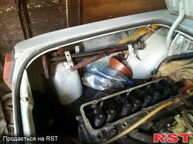 Серый ГАЗ 24, объемом двигателя 2.4 л и пробегом 0 тыс. км за 400 $, фото 1 на Automoto.ua