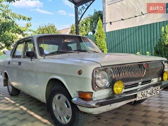 Білий ГАЗ 24 Волга, об'ємом двигуна 2.4 л та пробігом 100 тис. км за 800 $, фото 1 на Automoto.ua
