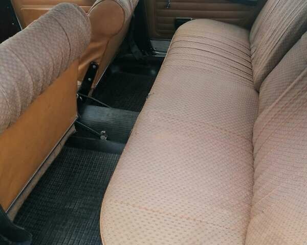 Белый ГАЗ 24 Волга, объемом двигателя 2.4 л и пробегом 72 тыс. км за 950 $, фото 1 на Automoto.ua