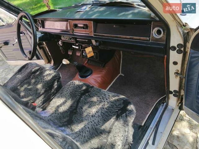 Бежевий ГАЗ 24 Волга, об'ємом двигуна 2.4 л та пробігом 100 тис. км за 1000 $, фото 1 на Automoto.ua