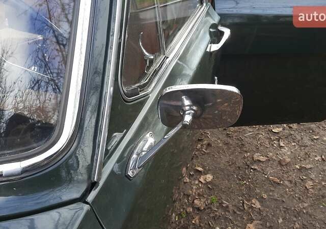 Зелений ГАЗ 24 Волга, об'ємом двигуна 2.4 л та пробігом 110 тис. км за 10000 $, фото 1 на Automoto.ua