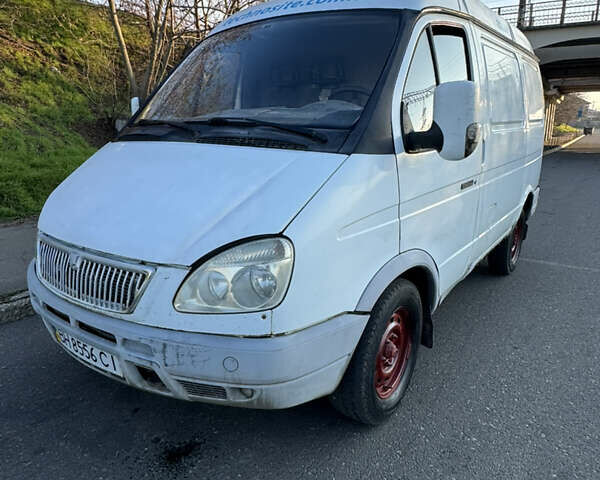 Белый ГАЗ 2752 Соболь, объемом двигателя 2.46 л и пробегом 200 тыс. км за 1850 $, фото 1 на Automoto.ua