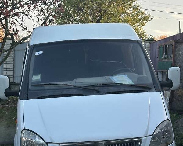 ГАЗ 2752 Соболь 2005 у Хороле на Automoto.ua Білий ГАЗ 2752 Соболь, об'ємом двигуна 0 л та пробігом 400 тис. км за 2000 $, фото 1 на Automoto.ua