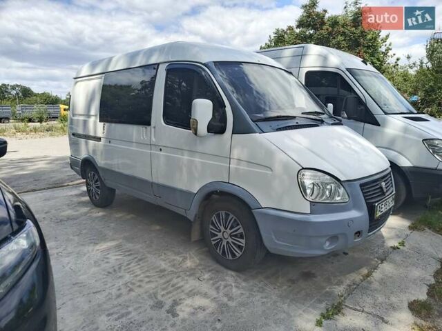 Белый ГАЗ 2752 Соболь, объемом двигателя 2.45 л и пробегом 244 тыс. км за 2999 $, фото 1 на Automoto.ua