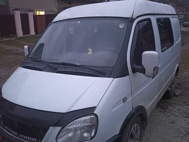 Белый ГАЗ 2752 Соболь, объемом двигателя 2.3 л и пробегом 89 тыс. км за 2400 $, фото 1 на Automoto.ua