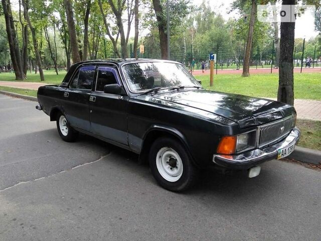 Черный ГАЗ 3102 Волга, объемом двигателя 2.4 л и пробегом 127 тыс. км за 1800 $, фото 1 на Automoto.ua