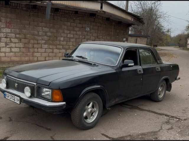 Черный ГАЗ 3102 Волга, объемом двигателя 2.3 л и пробегом 100 тыс. км за 1500 $, фото 1 на Automoto.ua