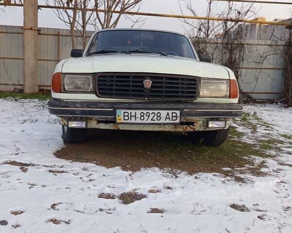 Белый ГАЗ 31029 Волга, объемом двигателя 2.4 л и пробегом 111 тыс. км за 640 $, фото 1 на Automoto.ua