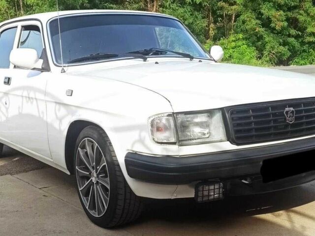 Белый ГАЗ 31029 Волга, объемом двигателя 2.4 л и пробегом 35 тыс. км за 5000 $, фото 1 на Automoto.ua