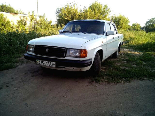 Белый ГАЗ 31029 Волга, объемом двигателя 2.3 л и пробегом 100 тыс. км за 1000 $, фото 1 на Automoto.ua