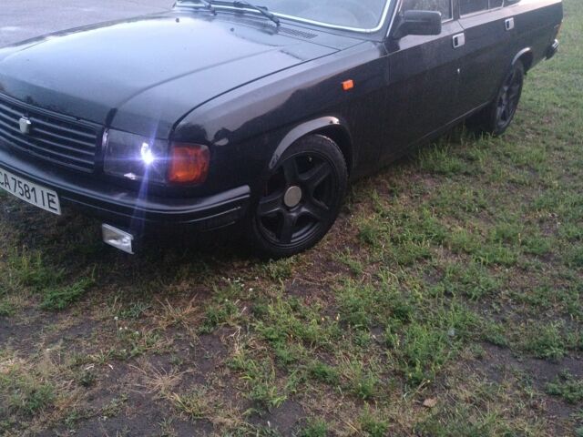 Черный ГАЗ 31029 Волга, объемом двигателя 2.4 л и пробегом 100 тыс. км за 800 $, фото 1 на Automoto.ua