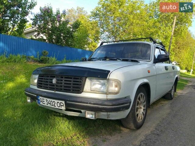 Сірий ГАЗ 31029 Волга, об'ємом двигуна 2.45 л та пробігом 100 тис. км за 1500 $, фото 1 на Automoto.ua
