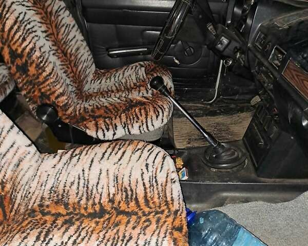 Серый ГАЗ 31029 Волга, объемом двигателя 2.4 л и пробегом 50 тыс. км за 450 $, фото 1 на Automoto.ua