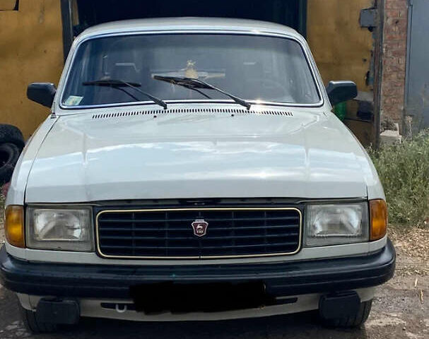 Серый ГАЗ 31029 Волга, объемом двигателя 2.43 л и пробегом 70 тыс. км за 500 $, фото 1 на Automoto.ua