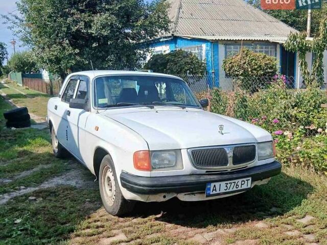 Білий ГАЗ 3110 Волга, об'ємом двигуна 2.45 л та пробігом 165 тис. км за 1100 $, фото 1 на Automoto.ua