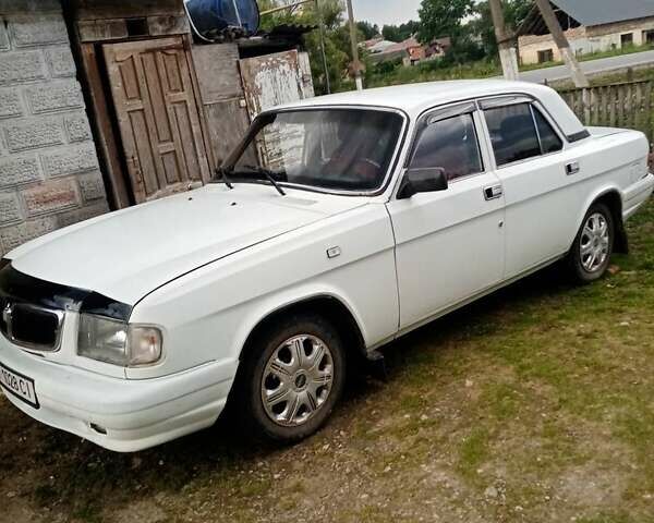 Білий ГАЗ 3110 Волга, об'ємом двигуна 2.45 л та пробігом 150 тис. км за 1600 $, фото 1 на Automoto.ua