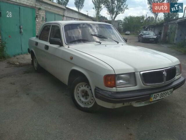 Белый ГАЗ 3110 Волга, объемом двигателя 2.5 л и пробегом 218 тыс. км за 1500 $, фото 1 на Automoto.ua