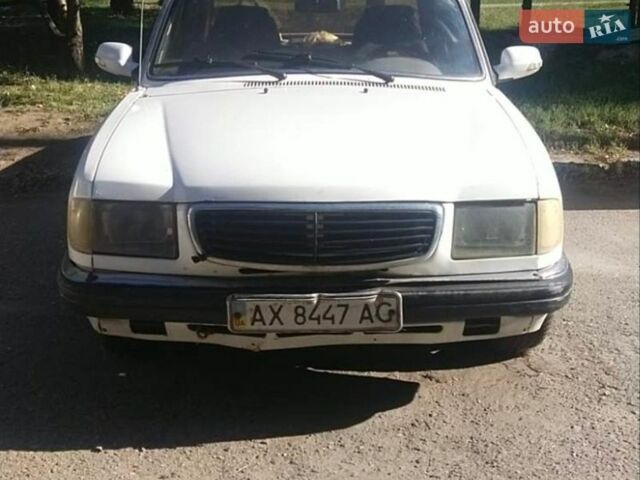 Белый ГАЗ 3110 Волга, объемом двигателя 2.29 л и пробегом 200 тыс. км за 700 $, фото 1 на Automoto.ua