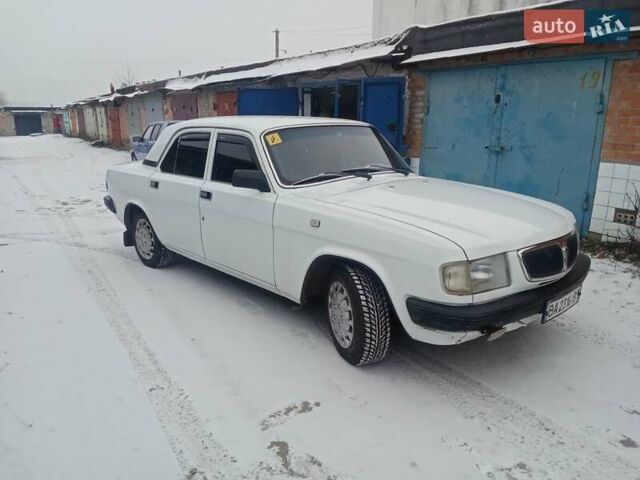 Белый ГАЗ 3110 Волга, объемом двигателя 2.3 л и пробегом 119 тыс. км за 1450 $, фото 1 на Automoto.ua