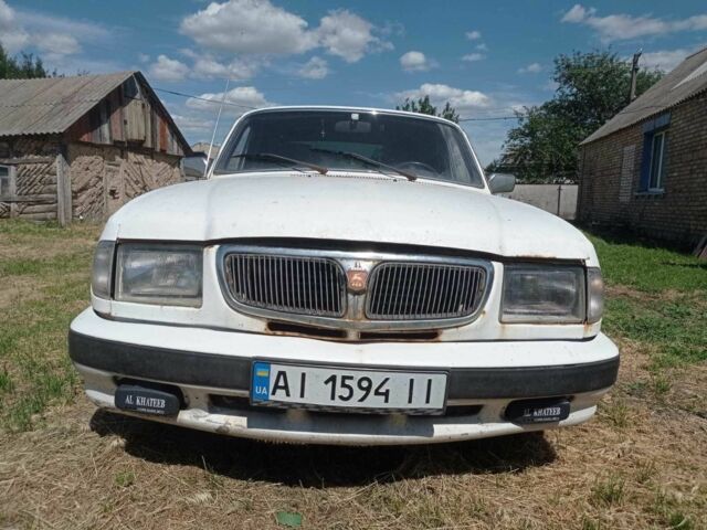 Белый ГАЗ 3110 Волга, объемом двигателя 2.4 л и пробегом 100 тыс. км за 361 $, фото 1 на Automoto.ua