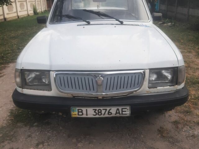 Белый ГАЗ 3110 Волга, объемом двигателя 2 л и пробегом 180 тыс. км за 565 $, фото 1 на Automoto.ua