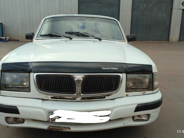 Белый ГАЗ 3110 Волга, объемом двигателя 2.4 л и пробегом 139 тыс. км за 2832 $, фото 1 на Automoto.ua