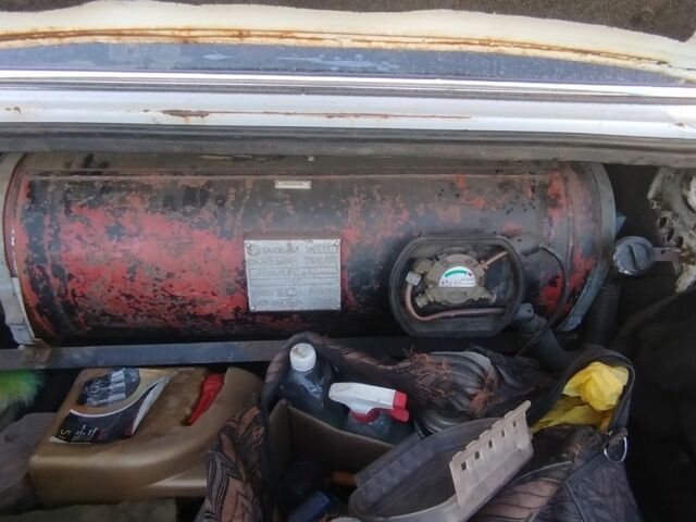 Білий ГАЗ 3110 Волга, об'ємом двигуна 2.4 л та пробігом 370 тис. км за 476 $, фото 1 на Automoto.ua