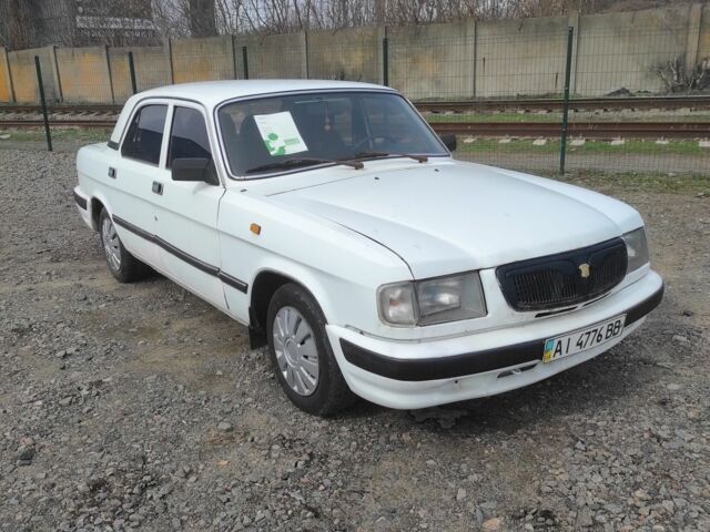 Белый ГАЗ 3110 Волга, объемом двигателя 2.3 л и пробегом 200 тыс. км за 1300 $, фото 1 на Automoto.ua