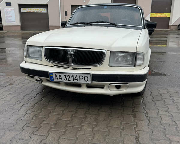 Білий ГАЗ 3110 Волга, об'ємом двигуна 2.45 л та пробігом 250 тис. км за 1250 $, фото 1 на Automoto.ua