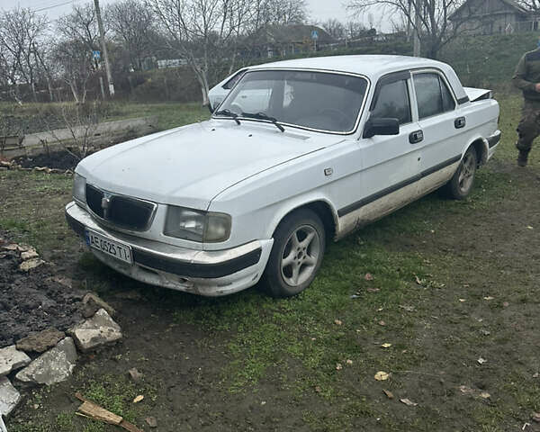 Білий ГАЗ 3110 Волга, об'ємом двигуна 2.3 л та пробігом 150 тис. км за 1061 $, фото 1 на Automoto.ua