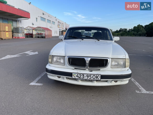 Белый ГАЗ 3110 Волга, объемом двигателя 2.4 л и пробегом 189 тыс. км за 1200 $, фото 1 на Automoto.ua