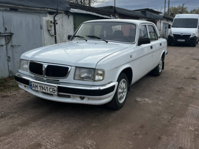 Белый ГАЗ 3110 Волга, объемом двигателя 2.45 л и пробегом 35 тыс. км за 2999 $, фото 1 на Automoto.ua