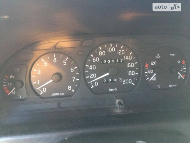 Білий ГАЗ 3110 Волга, об'ємом двигуна 2.5 л та пробігом 303 тис. км за 700 $, фото 1 на Automoto.ua