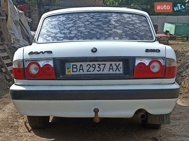 Белый ГАЗ 3110 Волга, объемом двигателя 2.3 л и пробегом 200 тыс. км за 2000 $, фото 1 на Automoto.ua